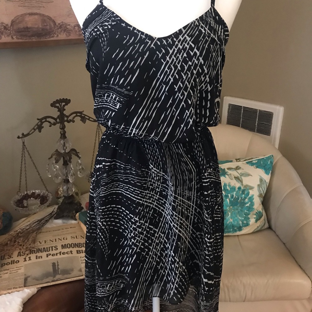 Elegant black and white hi-low party